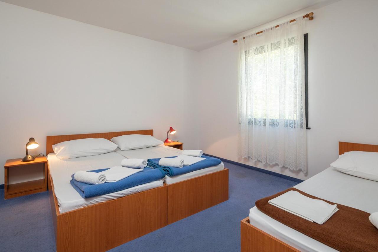 Beach Resort Mala Luka Omiš Dış mekan fotoğraf